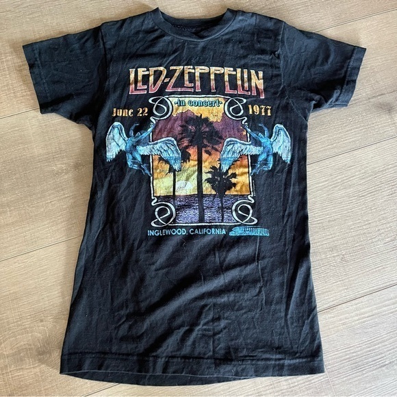 unbranded Other - Led Zeppelin In Concert TShirt June 22 1977 Inglewood California Classic Rock XS
